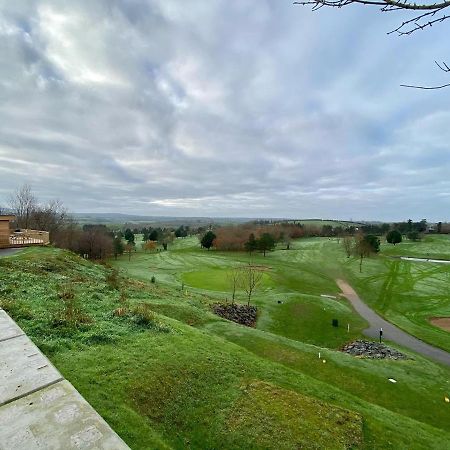 ホテルTemple Golf Club リスバーン エクステリア 写真